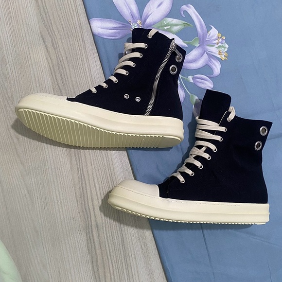 DRKSHOW Rick Owens High-Top Black Canvas Shoes - Picture 5 of 11